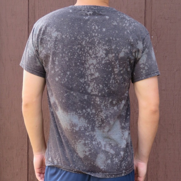 Game of Thrones Stark Wolf Winter Bleach Tee sz M - Picture 5 of 6